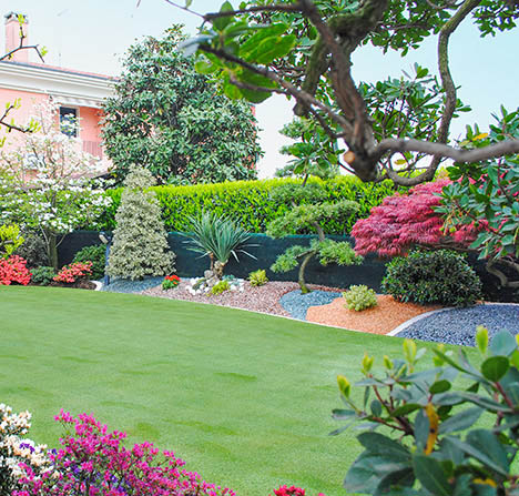 taglio prato, cura e manutenzione giardini, pulizia giardini